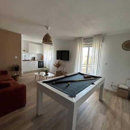 Romantique Room Muret Luaran gambar
